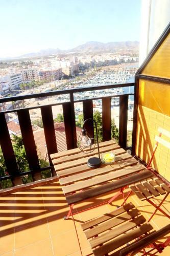 Sea And Mountain View Apartments