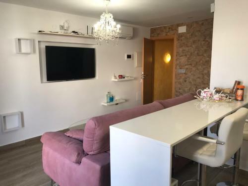 Apartamento Con Terraza Cerca Del Puerto