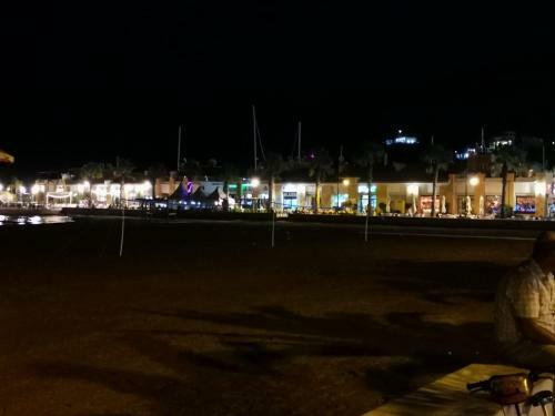 Apartamento En El Centro Del Puerto de Mazarron