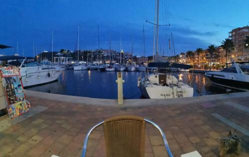 Apartamento En El Centro Del Puerto de Mazarron