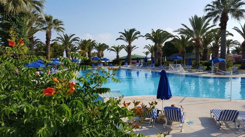 Hotel Blue Horizon