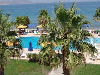 Aparthotel Irina Beach Hotel