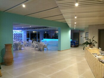 Aparthotel Irina Beach Hotel
