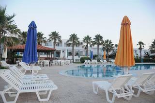 Aparthotel Irina Beach Hotel