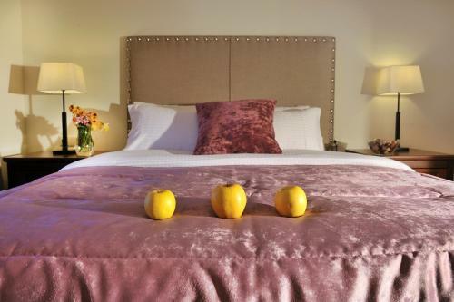 Hostal Guesthouse Rousis