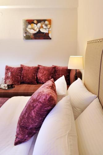 Hostal Guesthouse Rousis