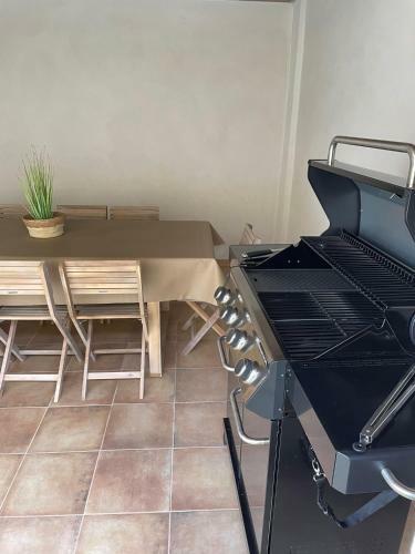 Apartamento Piso Con Terraza Calle Islas Columbretes, Wifi