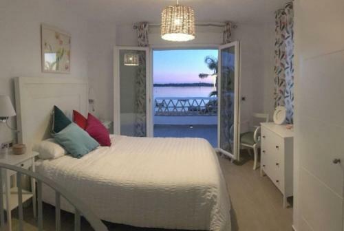 Apartamentos En Paseo Maritimo