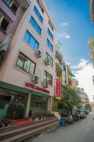 Hotel Maheshwor