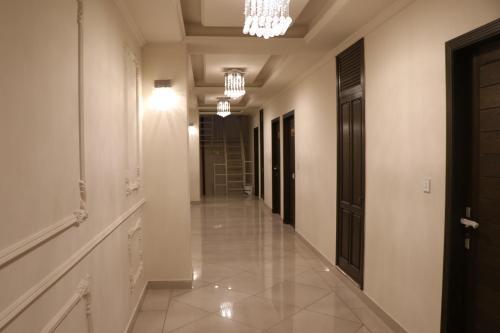 Luxurious Landing Apartments & Suites Bahria Town