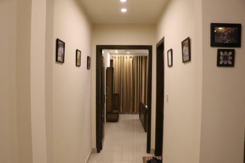 Luxurious Landing Apartments & Suites Bahria Town