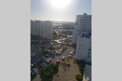 Apartamento Espacioso Piso En Residencial Con Gran Piscina