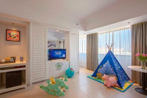 Hotel Park Inn Beihai Yintan Wanda Plaza