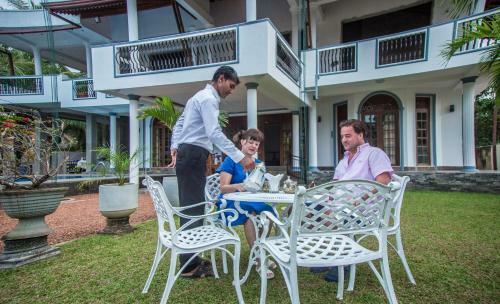 Hostal Sanda Hiru Villa