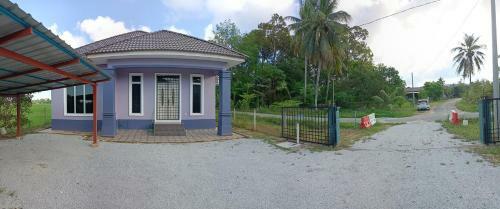 Ummi's Homestay Kuala Besut