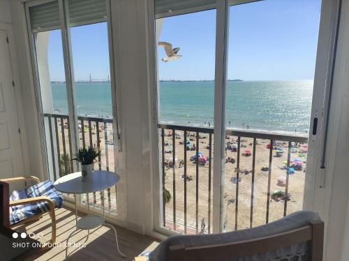 Apartamento Primera Linea de Playa En Valdelagrana