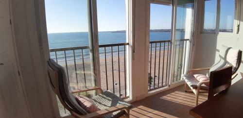 Apartamento Primera Linea de Playa En Valdelagrana
