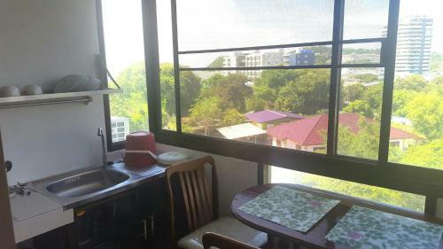 Apartamento Bangsaen Royal Beach By Preyaluk