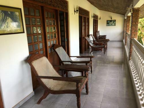 Hostal Little Peradise Guest House