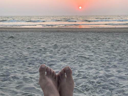 Hostal Samantha Inn Beach Resort