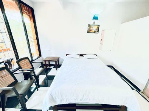 Hostal Samantha Inn Beach Resort