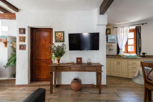 La Casa Nueva Jacuzzi 6p, Wifi ,bbq, AC
