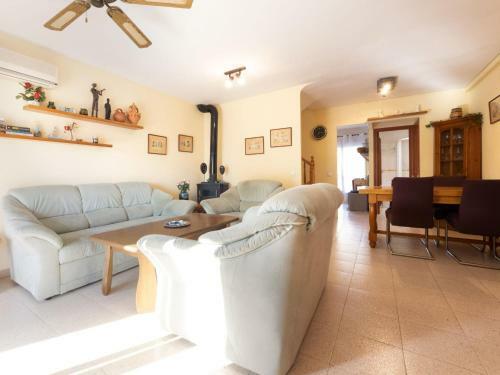 Holiday Home Mora Igor