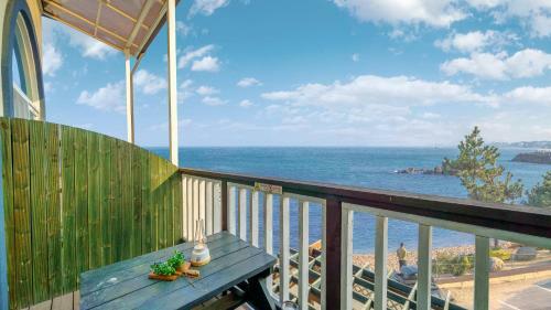 White Beach Pension