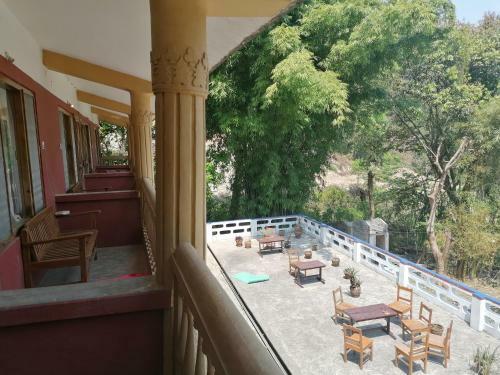 Hotel Shambhala