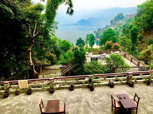 Hotel Shambhala
