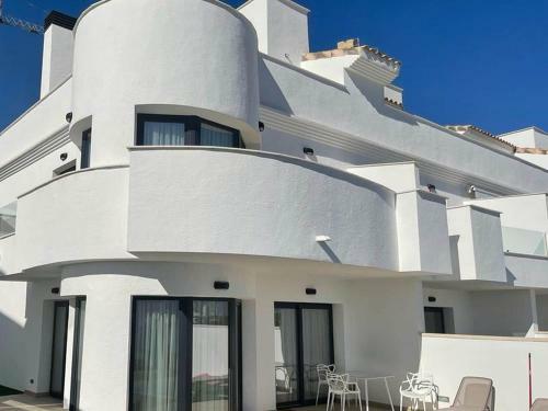 Modern Holiday Home In Finestrat At The Center