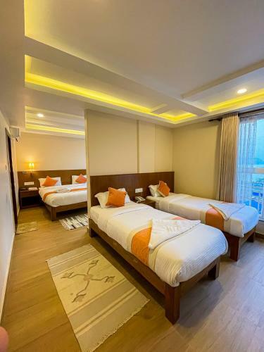 Hotel Lake Himalaya