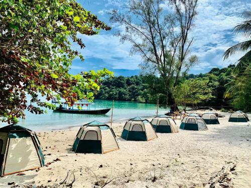 Albergue Preahatith Island