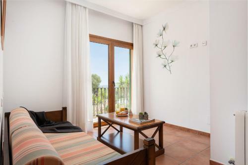 Beautiful Villa Puig Des Call For 18 Guests With Pool