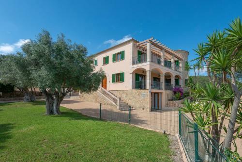 Beautiful Villa Puig Des Call For 18 Guests With Pool