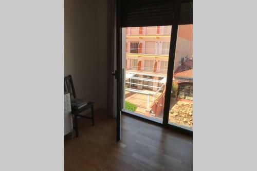 Apartamento Nuevo,con Parking Y Ascensor