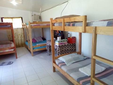 Hotel Hutkins Beach