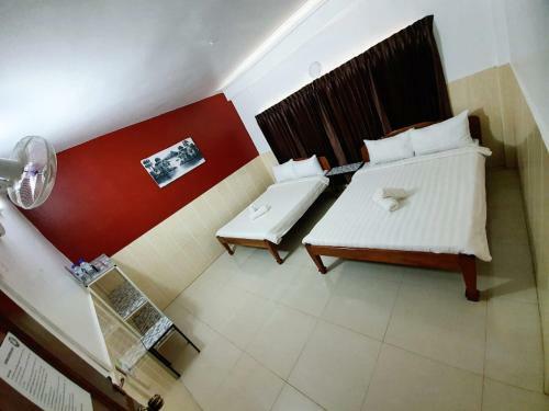 Hotel Route 76 Guest House