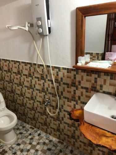 Hostal Mondulkiri Pizza Bungalows