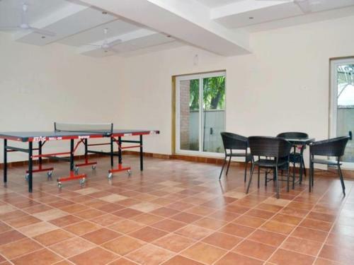14) Very Modern Furnished Serviced Apartment