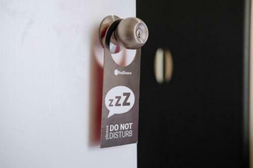 Hotel Reddoorz Hostel @ Beaufront Transient Place Ilocos Sur