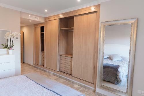 Marina Luxury Apartment