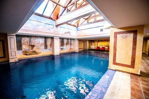 Marina Luxury Apartment