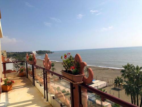 Apartamento Atico-duplex Primera Linea de Playa En El Centro de Estepona