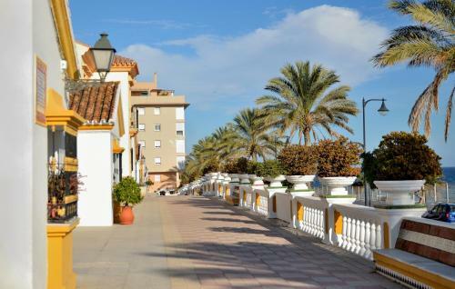 Estepona Seafront Apartment