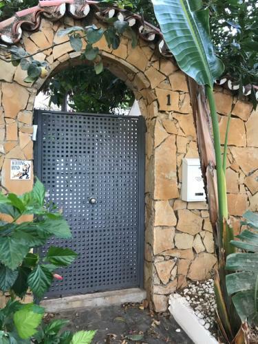 Modern 3 Bed Beach Side Private Villa