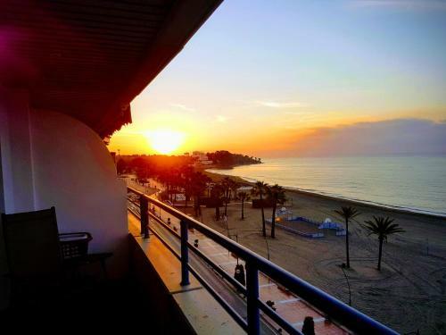 Apartamento 2 Dormitorios Primera L�nea De Playa