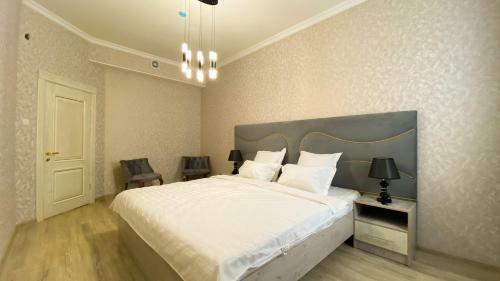 Golden Ray Hotel