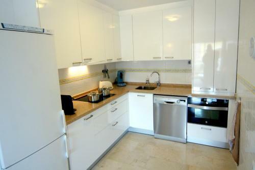 Attractive Apartment (Pa 4-17)