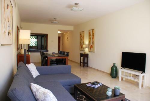 Tropical Holiday Apartment